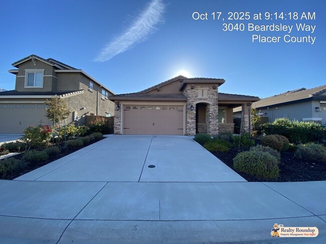 Photo - Pristinely Maintained Roseville Home with ...