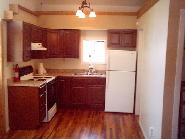 Photo - 177 E 7th Ave