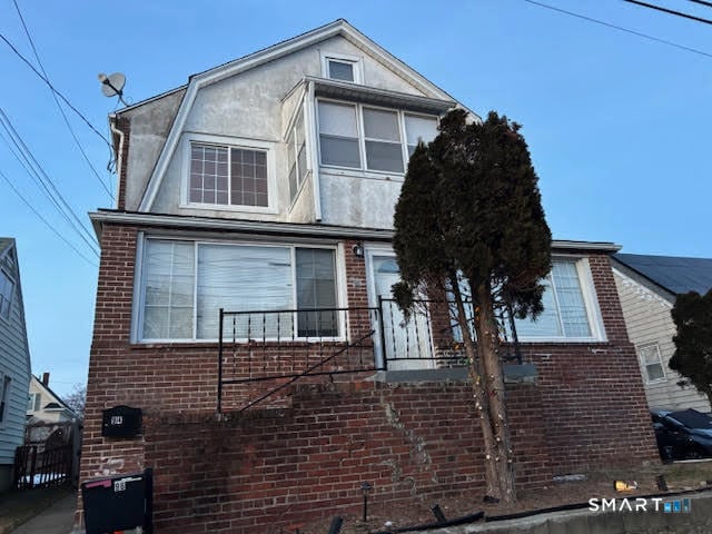 Building Photo - 96 Balsam Ave Unit 2