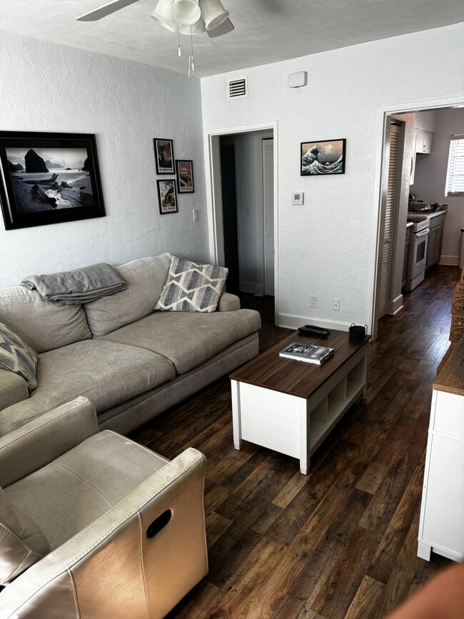 Photo - 500 S Beach St Unidad D1