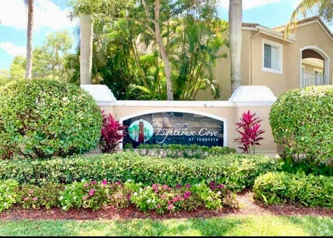 Building Photo - 272 Village Blvd Unit 7303 Rental