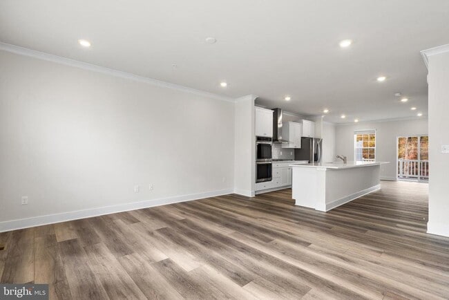 Photo - 516 Downswing Rd