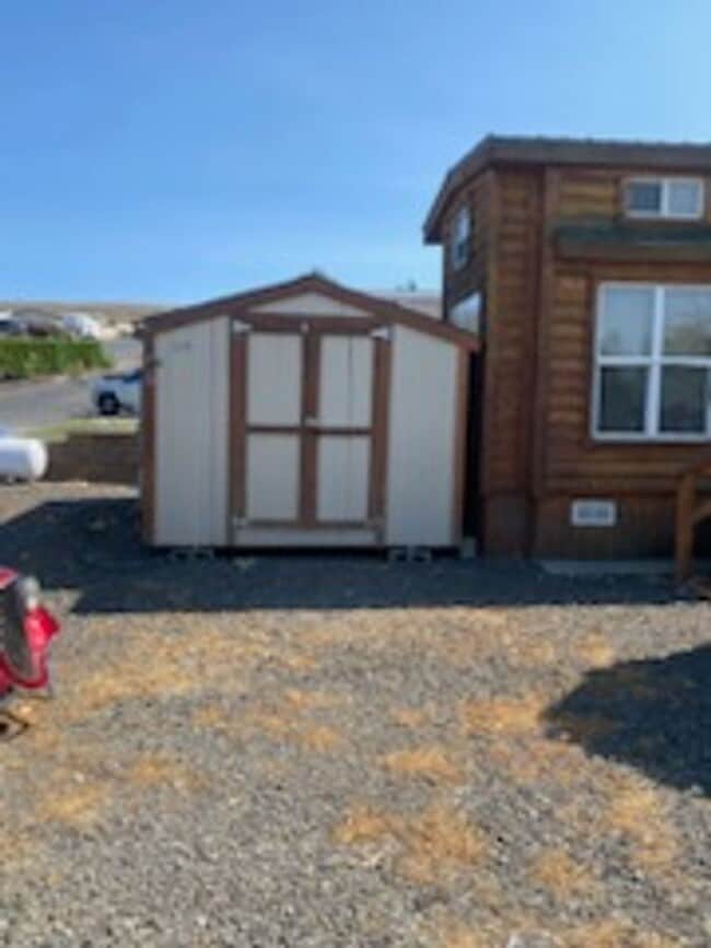 Photo - Mardon/ Potholes Cabin - Hunting/ Fishing/ Golfing/ Community Events