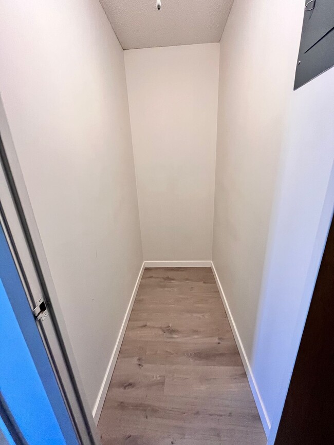 Photo - Apartment in 1 Bedroom Apartment in Oliver – Steps to Downtown Unit 803