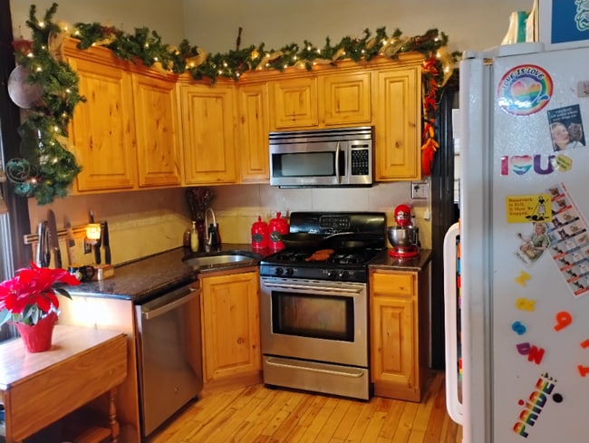 Building Photo - 1319 S 900 E