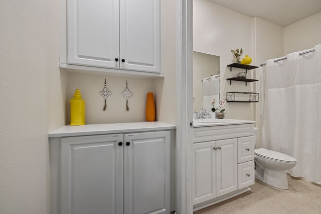 Photo - 7221 Cedar Rd