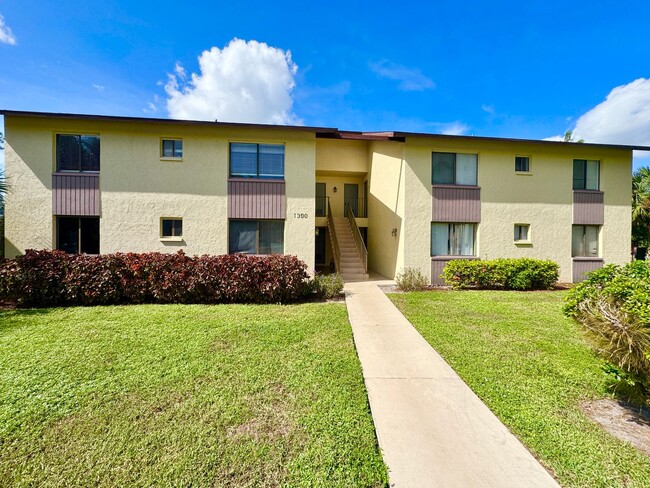 **SPRINGWOOD**2 BED / 2 BATH**NAPLES**ANNU... - **SPRINGWOOD**2 BED / 2 BATH**NAPLES**ANNU... Rental