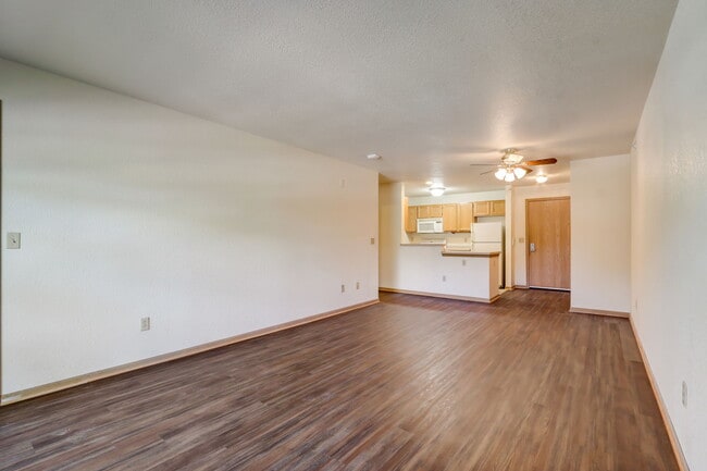 Silver Creek Village 55+ Senior Apartments