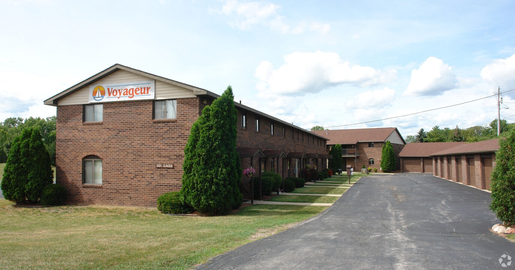 Photo - Voyageur Apartments