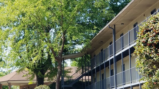 Photo - Quail Ridge Apartments