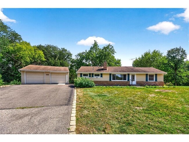 6015 Aspen Rd