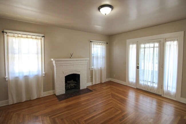 Photo - 2 Bedroom Bungalow Downtown SLO with Garage