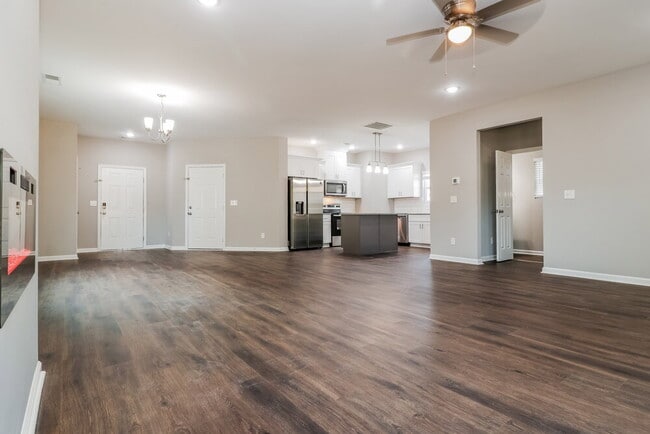 Photo - 261 Addy Ln