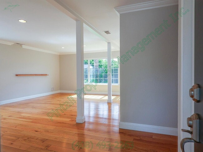 Photo - 5950 Cabral Ave