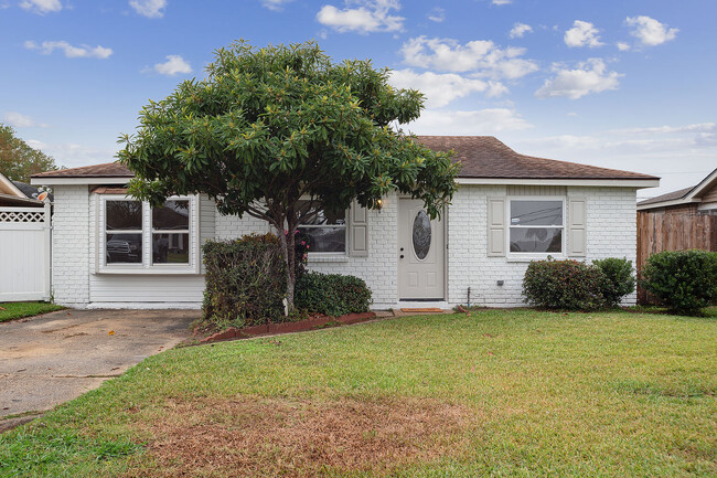 Building Photo - 2808 Pritchard Rd Rental