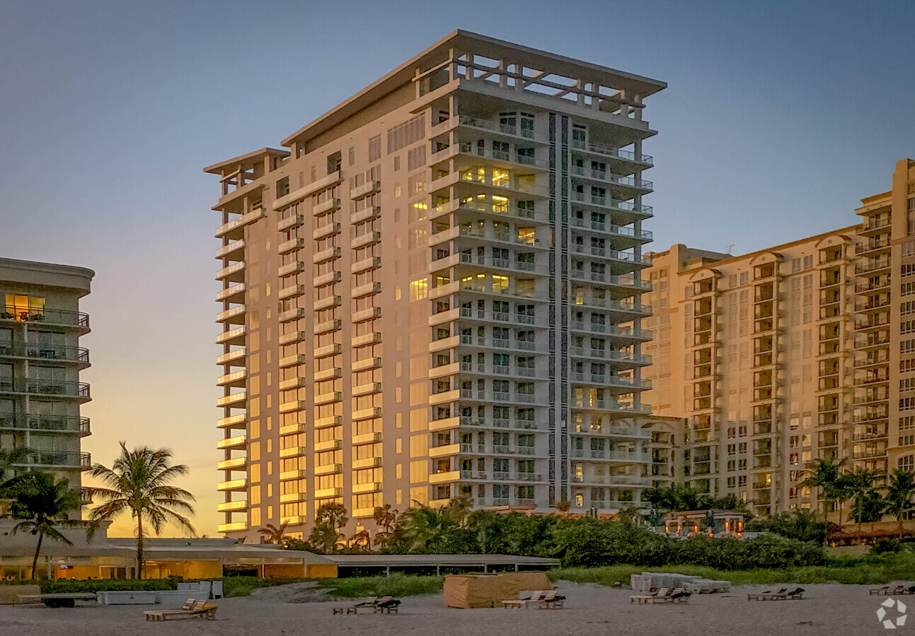 Photo - VistaBlue Apartments
