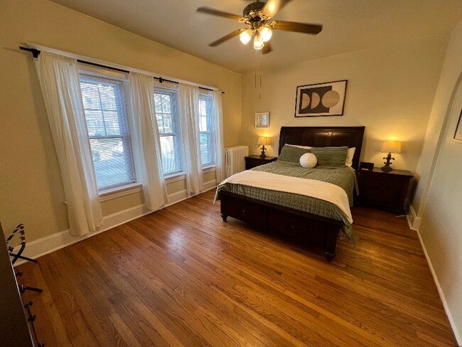 Photo - 5354 Murdoch Ave Unidad M1