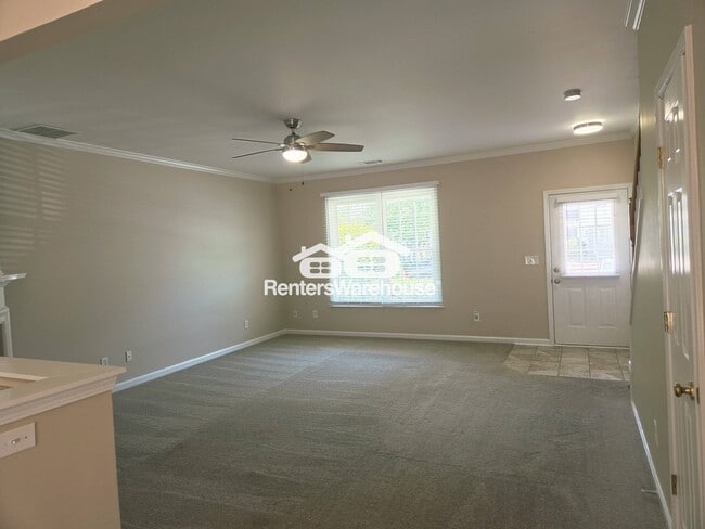 Photo - 57 Highoak Dr