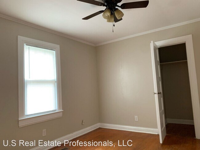 Photo - 3 br, 2 bath House - 102 Lee St