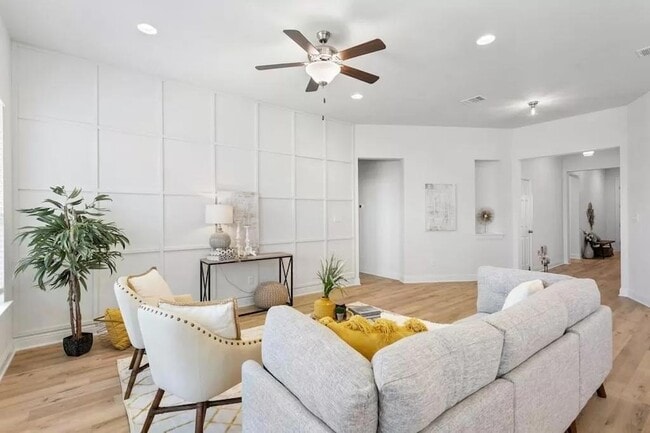 Photo - 20925 Akbash Ln