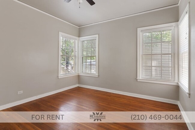 Photo - Historic Monte Vista 1-Bedroom | Hardwood Floors | Private Parking | Pets OK