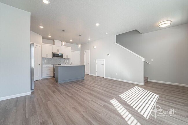 Photo - 16326 NE 20th St