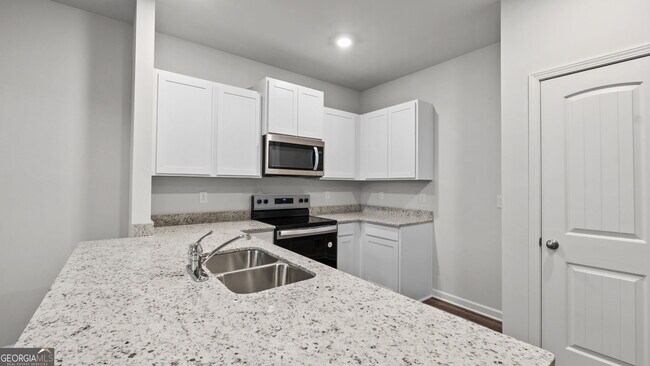 Photo - 1005 N 2nd Ave NW