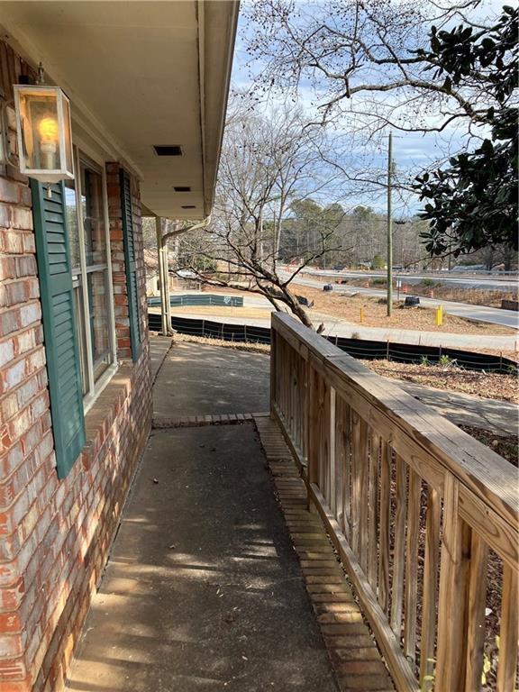 Photo - 8475 Lee Rd