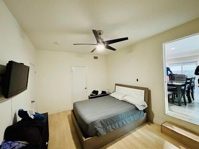 Photo - 8000 NW 74th Ter