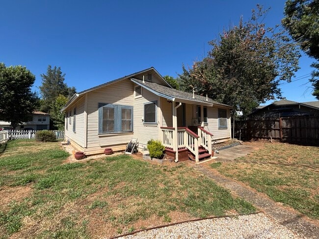 Photo - 582 Olivene Ct