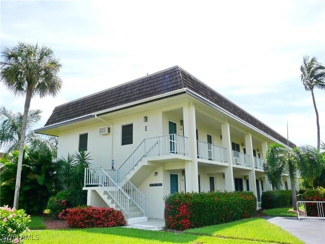 Photo - 130 N Collier Blvd Unidad E3