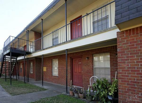 Photo - Arlington Square