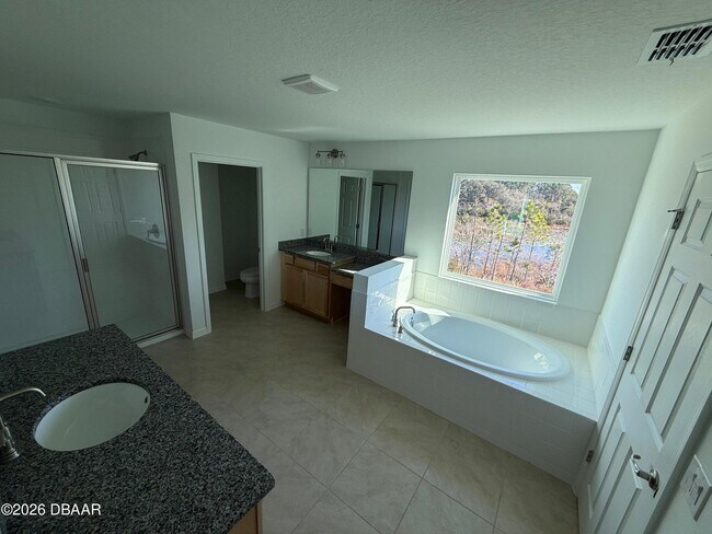 Photo - 1996 Greenborough St