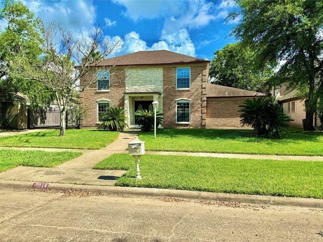 Photo - 7914 Oakington Dr