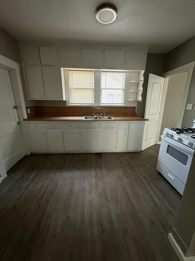 Photo - 2530 Pierce St