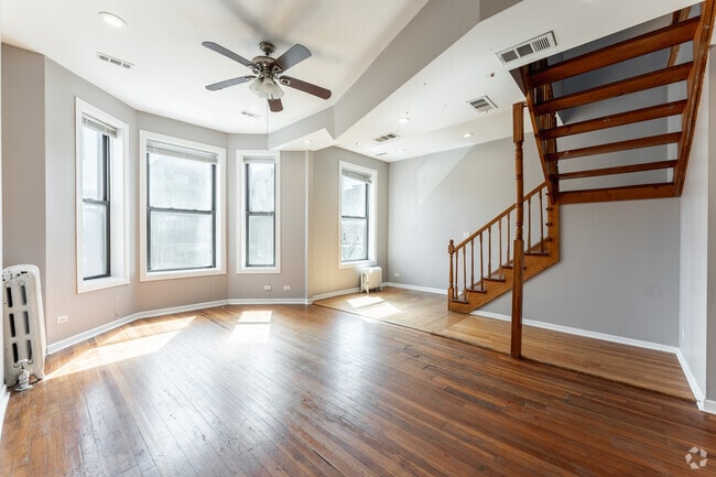 Building Photo - 2202 W Belmont Ave Unit 2F Rental