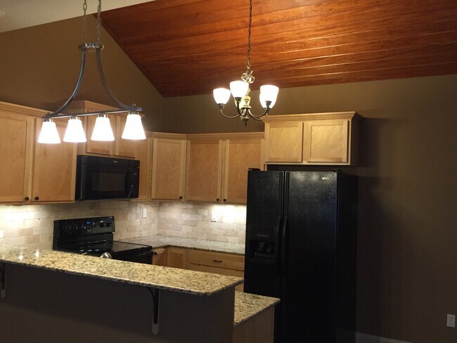 Photo - 3BDRM TOWNHOUSE