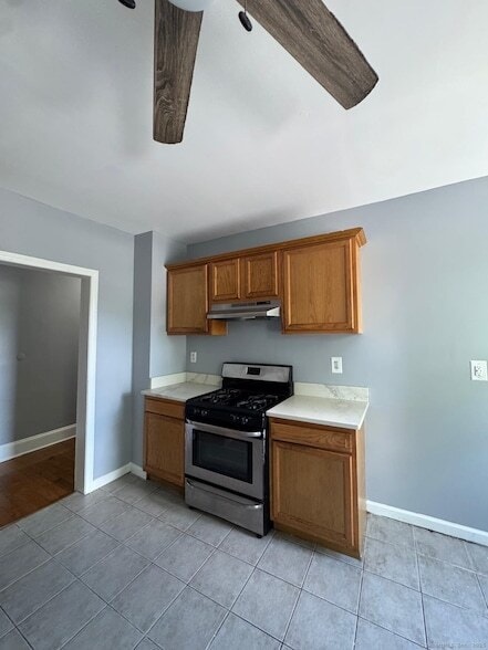 Building Photo - 1024 Hancock Ave Unit 1st Rental