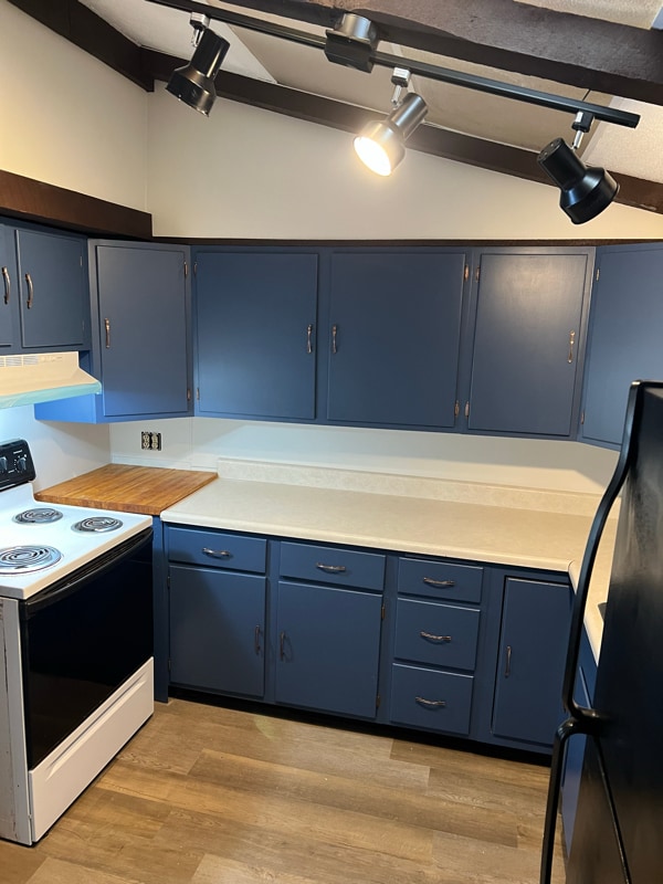 Photo - 309 W Main St Unidad B