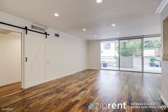 Building Photo - 1 br, 2 bath Condo - 7260 Hillside Avenue,...