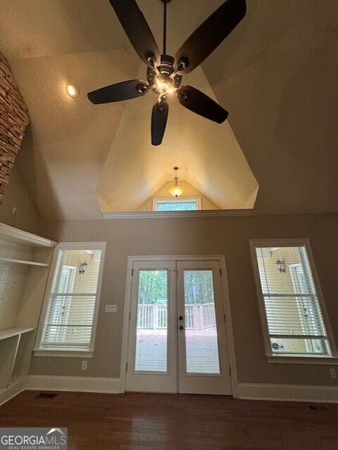 Photo - 207 Lakeview Ct