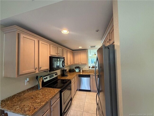 Photo - 4210 Gator Trace Ave Unit B