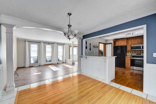 Photo - 13286 Boston Rd