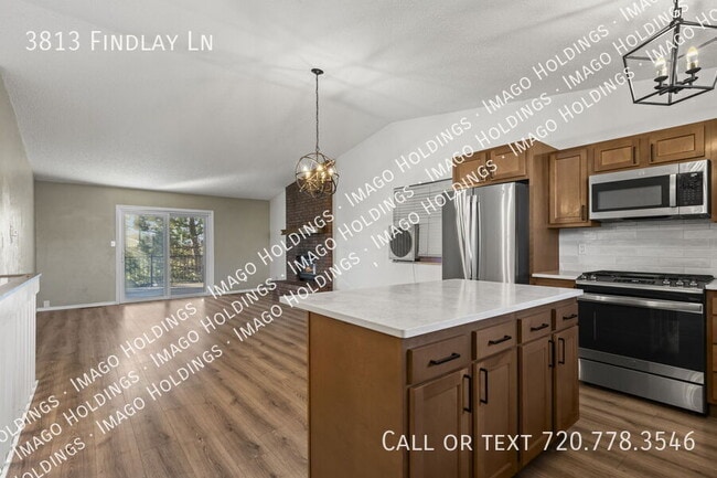 Photo - 3813 Findlay Ln