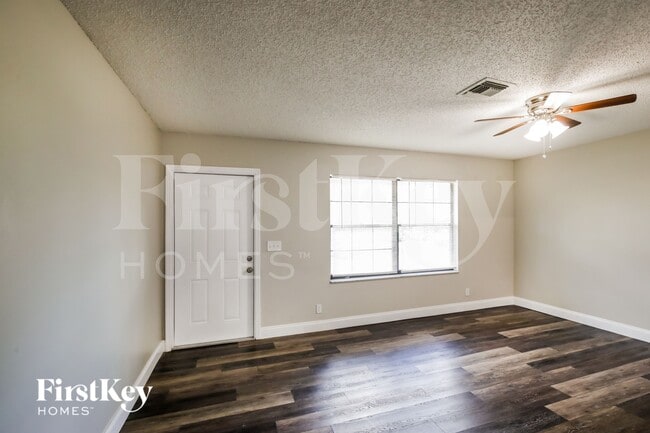 Photo - 4555 Palm Ridge Blvd