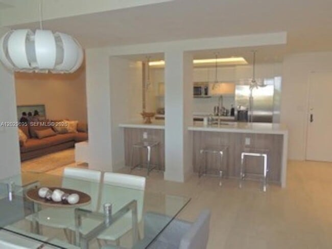 Building Photo - 151 Crandon Blvd Unit 405