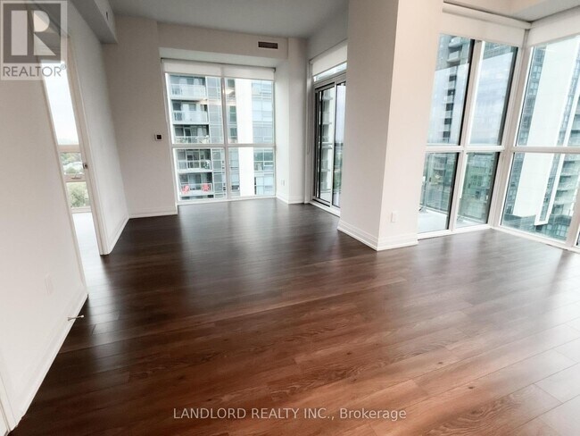 Photo - 10 Meadowglen Pl Unit 1202