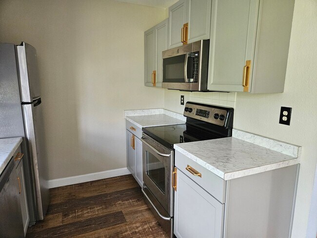 Photo - Updated Fort Collins Townhouse with Garage, Private Balcony & Central Location!