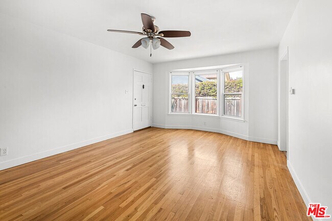 Photo - 4158 Baldwin Ave