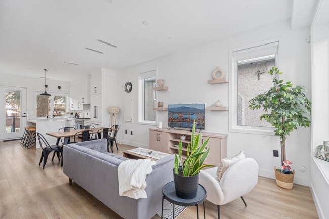 Photo - 5207 Hoy St Unit SI ID1422087P